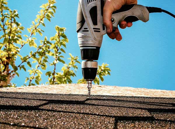 4 Benefits Of Upgrading To Asphalt Shingle Roofing