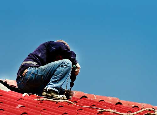 4 Important Questions To Ask Roofers Before Hiring Them