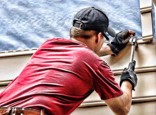 Why You Should Leave Your Siding Installation To The Pros