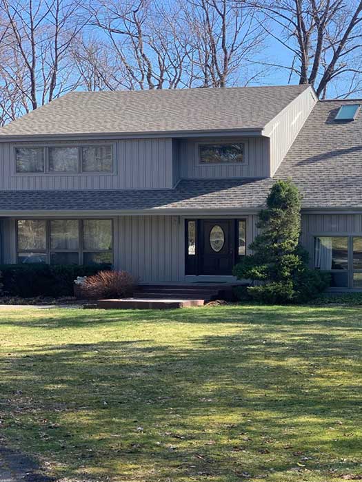 Gaf Hdz Weathered Wood Roof With Certainteed Board N Batten Castle Stone Siding