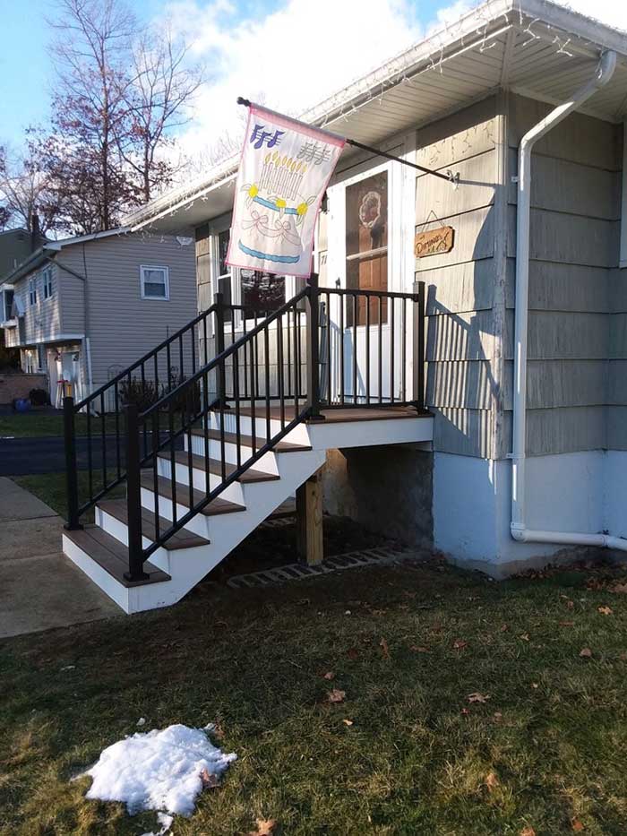 New Front Porch In Trex Havana Gold With Black Railing Andover Nj