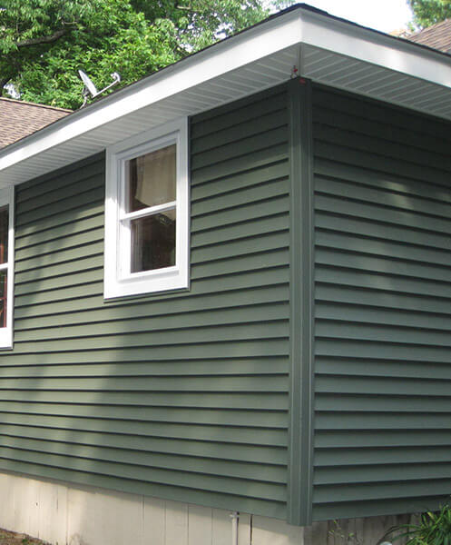 Residential Vinyl Siding Replacement